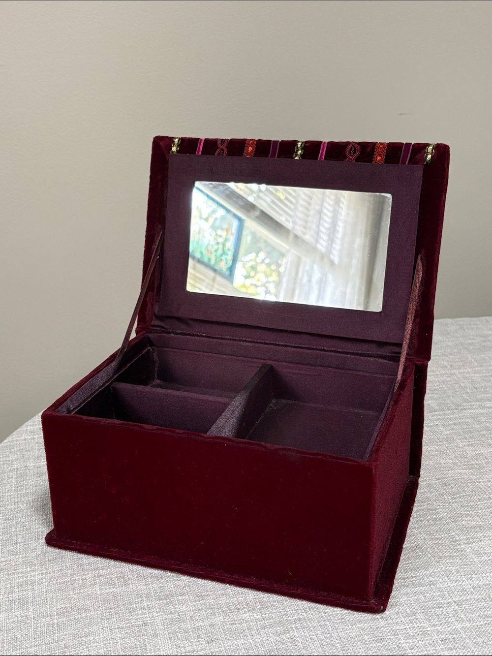 Vintage Velvet Jewelry Box with Mirror - Deep Burgundy